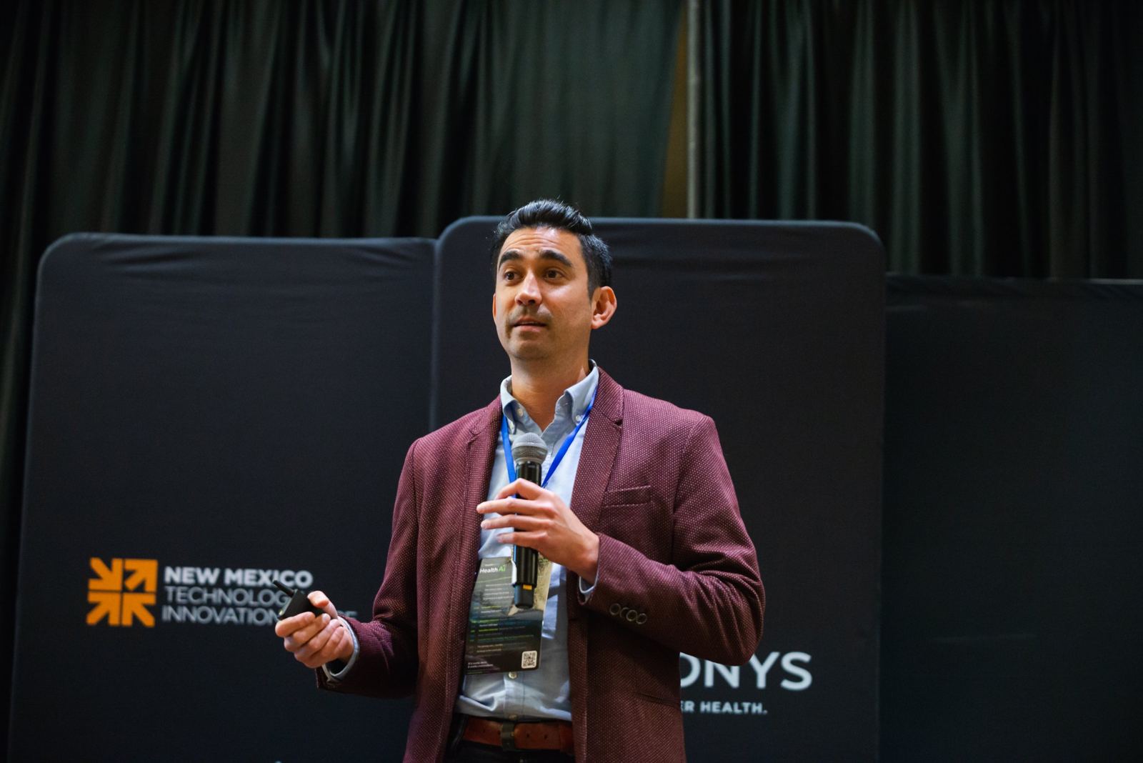 Eric Dy, Bloomlife, presenting at HealthAI 2026